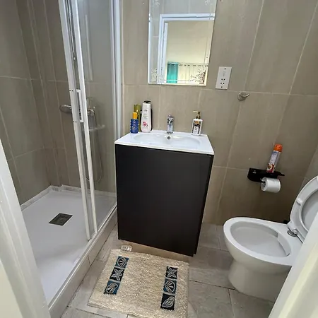 بيت شباب Kypa 50 Steps To The *