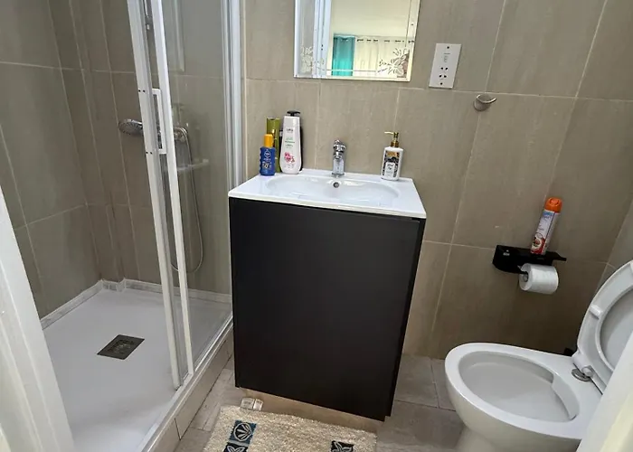 Hostel Kypa 50 Steps To The *